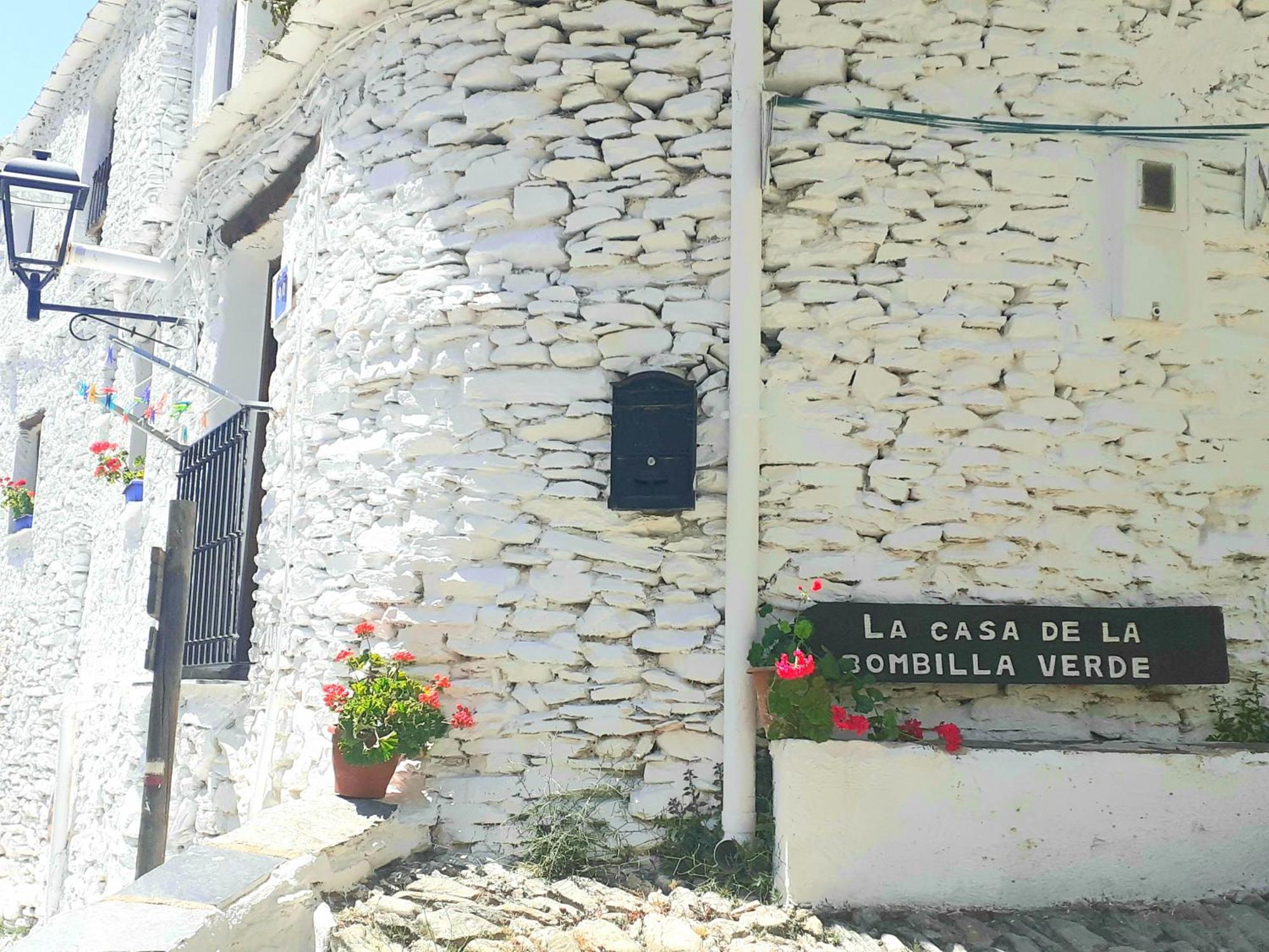 La Casa De La Bombilla Verde Trevélez Exteriör bild